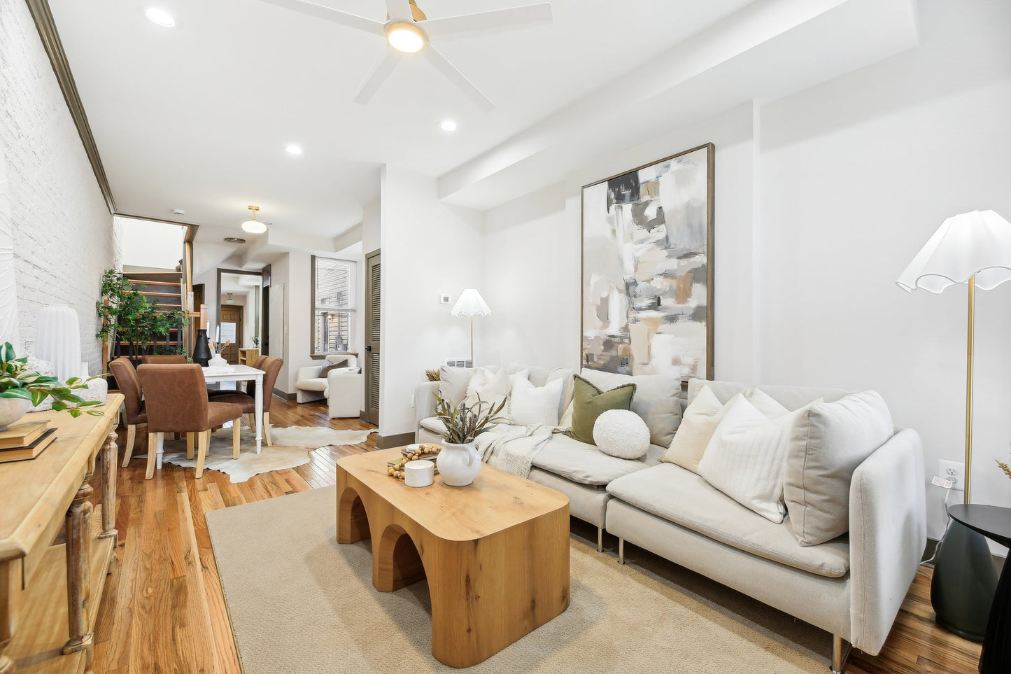 Small City Vibes - Potomac Entire Home