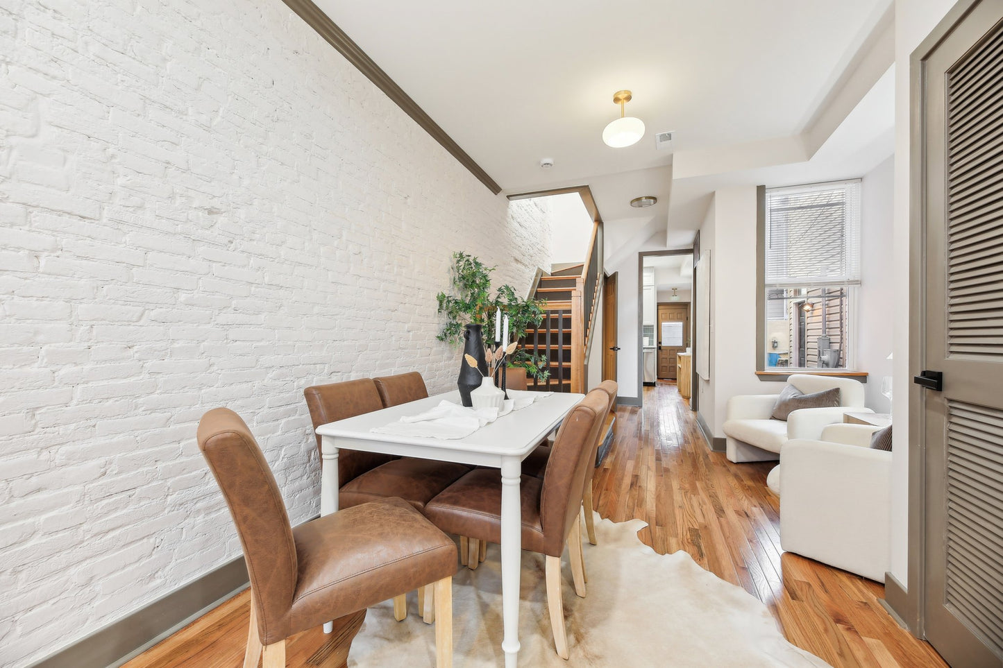 Small City Vibes - Potomac Entire Home