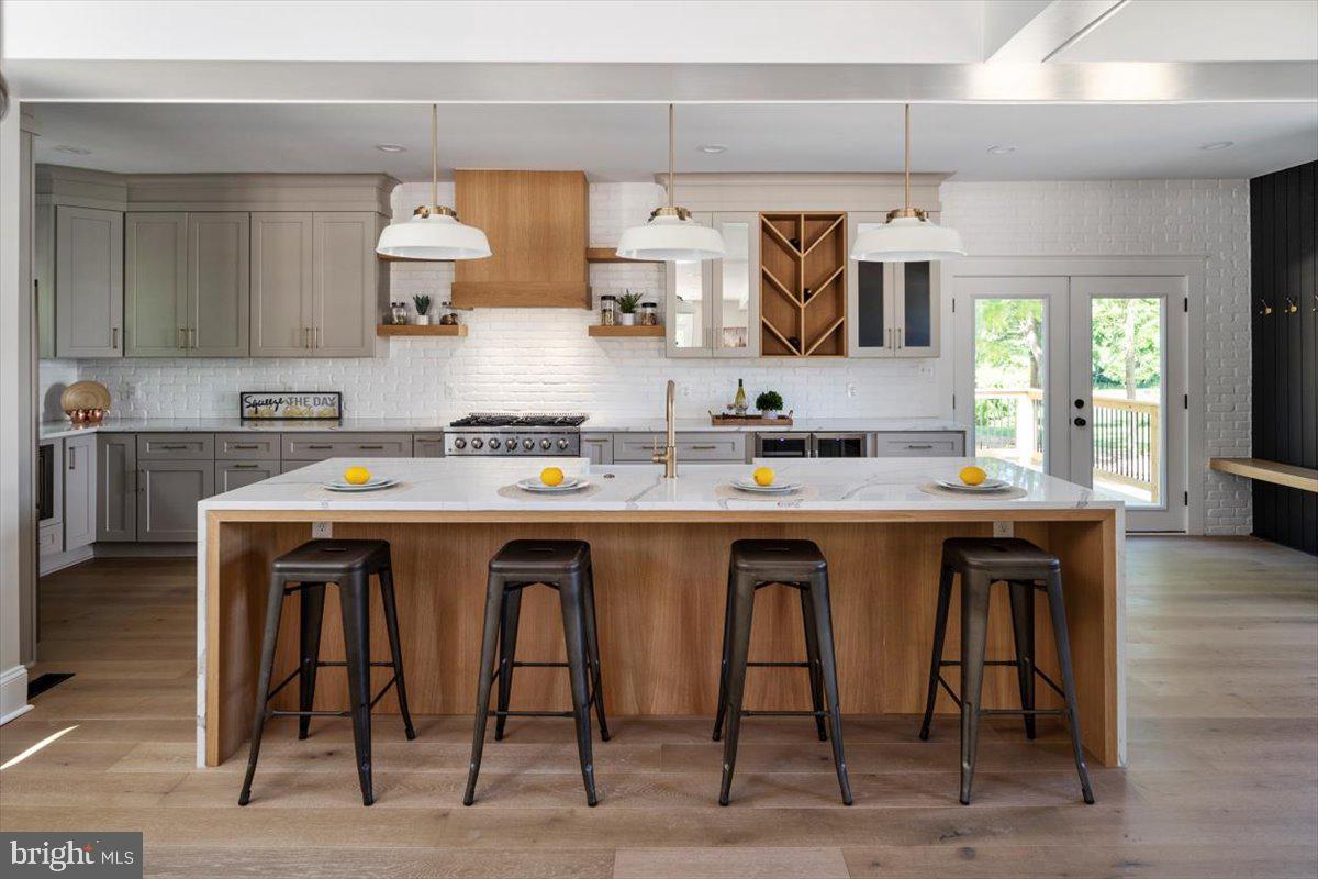 Modern Cottage-Core - Bloomsbury(COMING SOON)