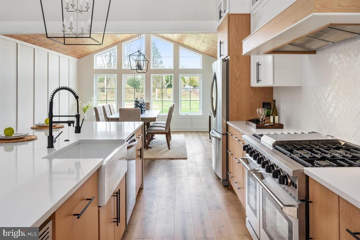 Modern Farmhouse - Falls Kitchen (COMING SOON)