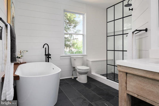 Craftsman Cutie - Bloomsbury 2.0 Baths (COMING SOON)